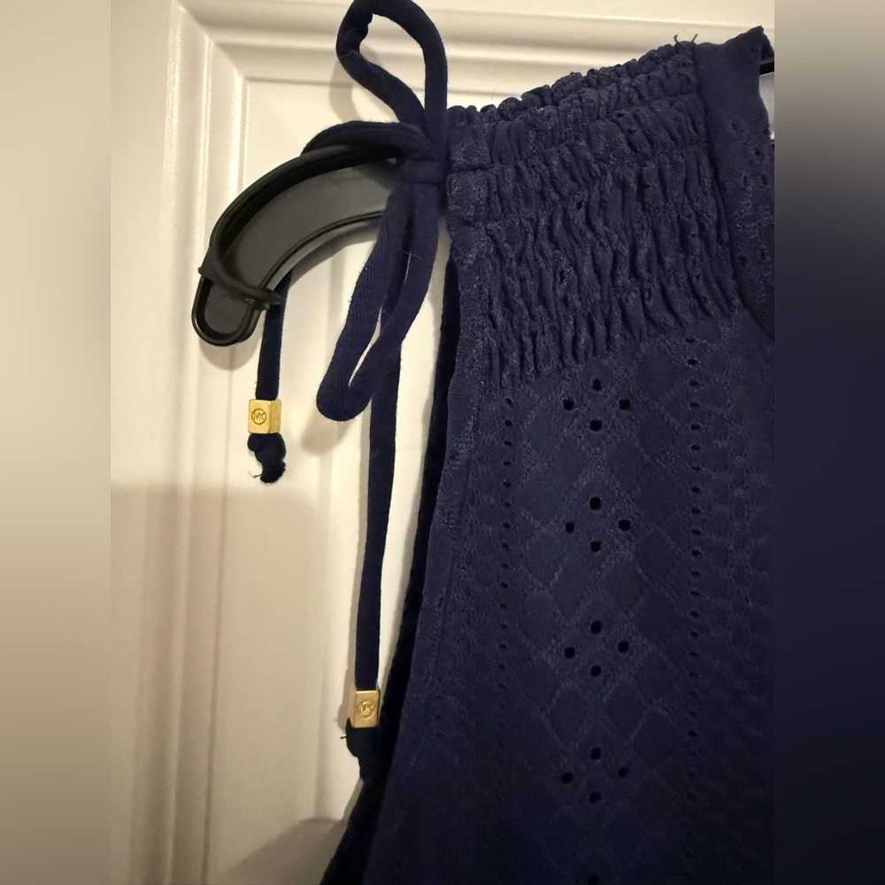 Michael Kors Navy Peplum Eyelet Ruched Shoulder Tank Top Blouse Medium - Picture 3 of 5